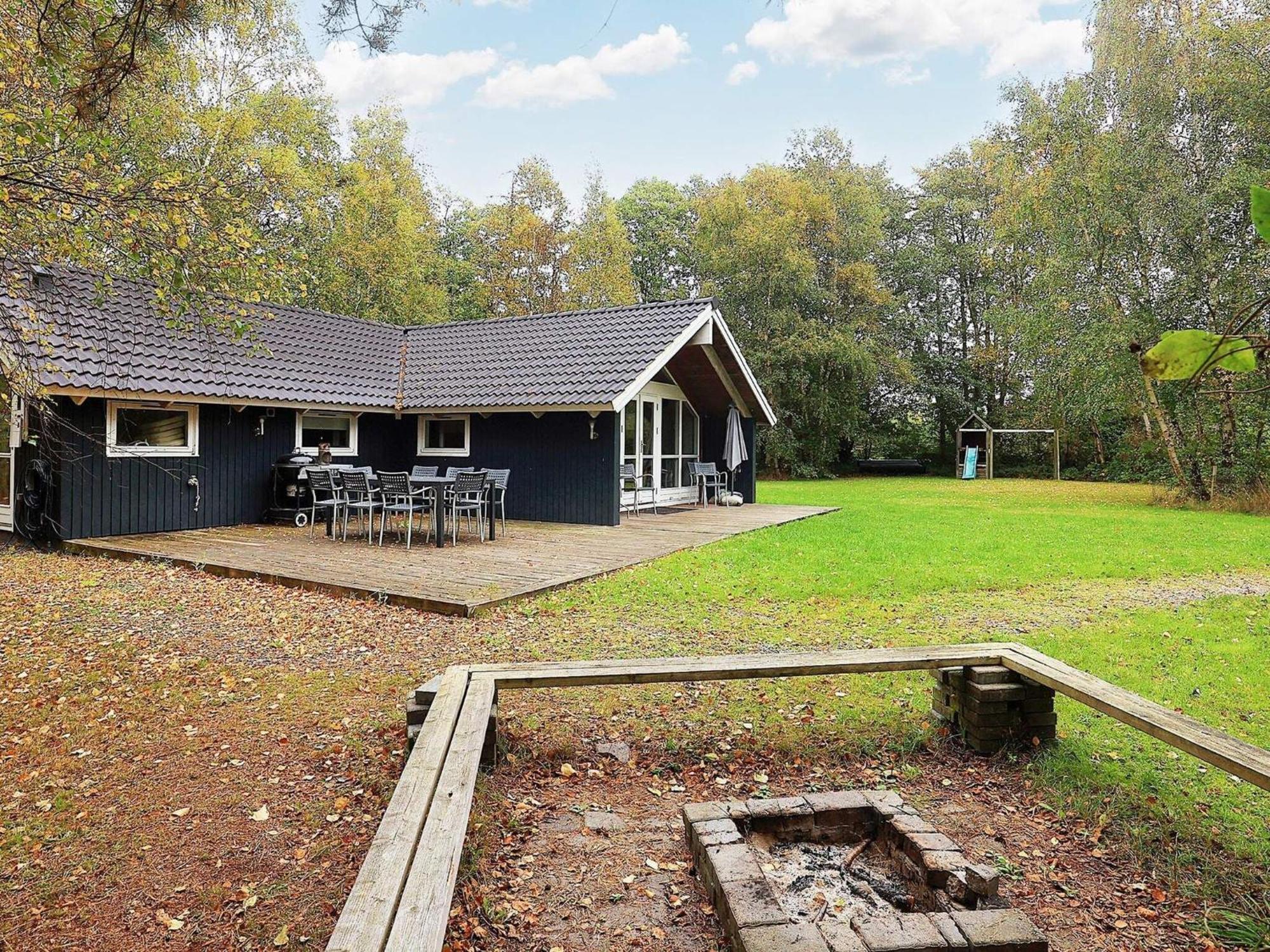 Four-Bedroom Holiday Home In Vaeggerlose 8 Bøtø By Exteriör bild